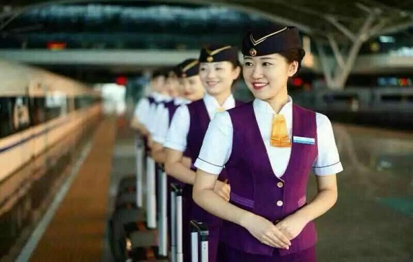 高铁乘务工资一般多少 待遇怎么样