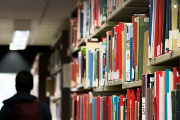 2025年齐鲁工业大学有几个校区及校区地址公交站点周边环境 新生在哪个校区